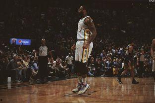 詹姆斯爆料回家视频大全,温馨瞬间汇聚篮球巨星家庭生活剪影  第2张